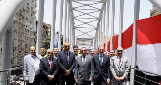 البنك الأهلي المصري يفتتح كوبري المشاة الجديد بمنطقة الدقي 