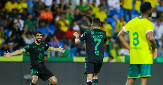 الأهلى يواصل انتصاراته فى الدوري السعودي بثلاثية ضد الخليج.. فيديو