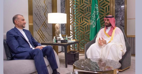 ولي العهد السعودى يستقبل وزير الخارجية الإيرانى