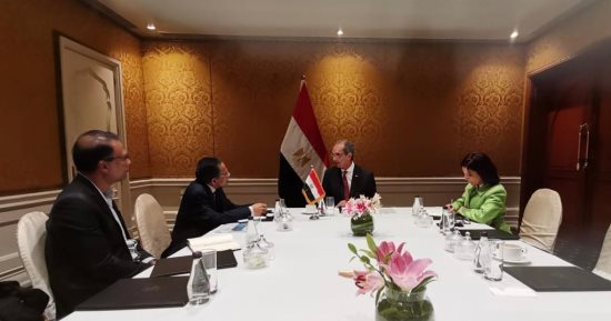 وزير الاتصالات يلتقي نظيره الهندى لتعزيز التعاون فى مجالات التحول الرقمى