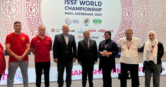 سفير مصر فى أذربيجان يطمئن على بعثة منتخب الرماية