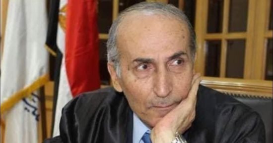 رئيس جامعة القاهرة ناعيا الدكتور أحمد الجزار عميد آداب المنيا سابقًا: صاحب أبحاث رصينة 