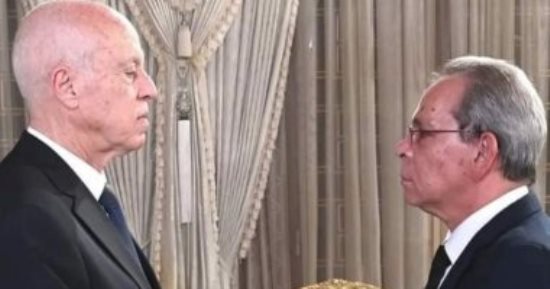 قيس سعيد: تونس لا تدار عبر "فيسبوك"
