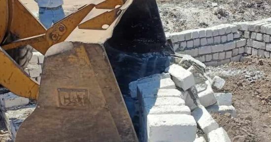 استرداد 40 فدانا بالظهير الصحراوى وإزالة 84 حالة تعد بمراكز محافظة المنيا