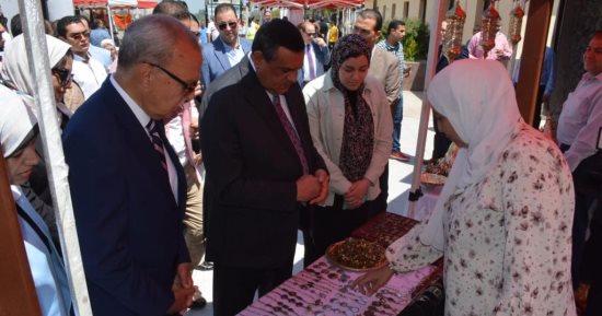 زيادة عدد المنتجين والحرفيين على منصة "أيادى مصر" لـ 1450 حرفيا وأكثر من 6300 منتج