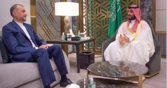 صحيفة سعودية: عودة العلاقات بين المملكة وإيران لها مردود إيجابي على الإقليم