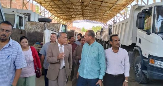السكرتير المساعد ببني سويف يواصل تفقد الحملات الميكانيكية لمعدات المحافظة