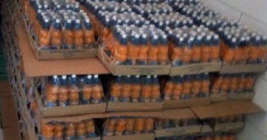 مصادرة 760 علبة سجائر و4512 عبوة عصير مجهولة المصدر بحملات رقابية فى الشرقية