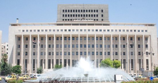 مصرف سوريا المركزى يعتمد سعرا جديدا لليرة مقابل الدولار واليورو