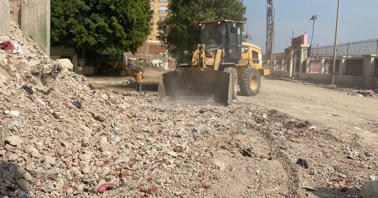 الجيزة: رفع مخلفات من شارع مسجد السلام بوراق الحضر استجابة للمواطنين