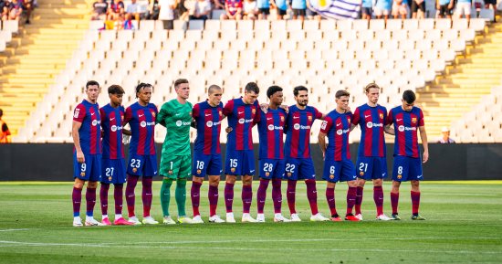 ملخص وأهداف برشلونة ضد قادش 2-0 في الدوري الإسباني