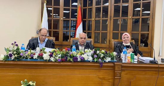 النزعة الدرامية فى الشعر الأندلسى تمنح محمود القاعود الدكتوراه بجامعة عين شمس