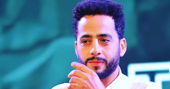 عصام السقا يجسد شخصية "العمدة" فى مسلسل "العودة" مع شريف سلامة