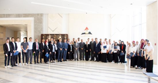 طلاب برنامج أنا مستعد جامعة حلوان في زيارة لمركز المعلومات ودعم اتخاذ القرار