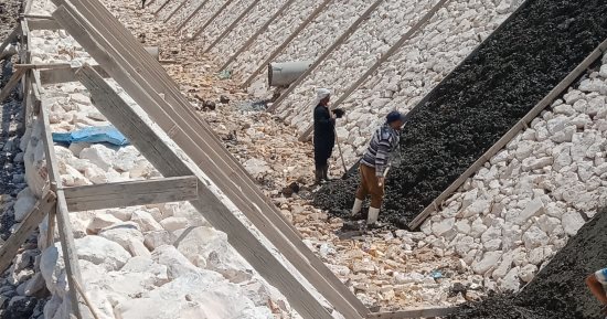 محافظ أسيوط يوجه باستمرار متابعة تبطين الترع وتطهير مخرات السيول