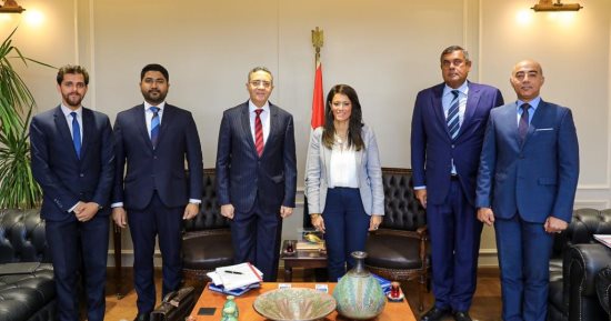 وزيرة التعاون الدولى تلتقى السفير الهندى بمصر لبحث تعزيز التعاون المشترك
