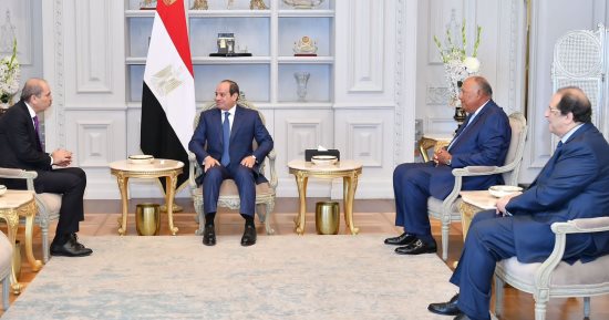 الرئيس السيسي يبحث مع "الصفدى" تعزيز العلاقات الاقتصادية بين مصر والأردن