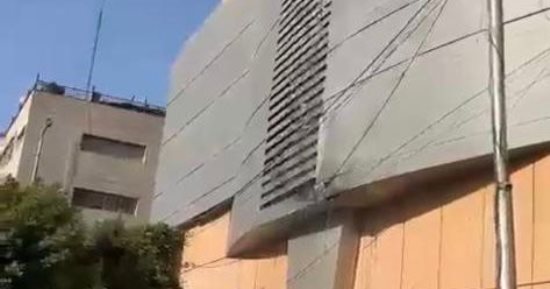 جامعة القاهرة: السيطرة على حريق محدود بواجهة معهد الأورام دون أى خسائر