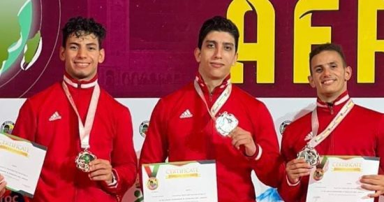 محافظ الشرقية يهنئ لاعبى منتخب الكاراتيه بنادى ههيا لحصولهم على بطولة أفريقيا