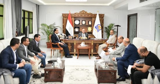 محافظ قنا يعلن فتح باب التقديم للحصول على مركب صيد حديثة بالقرى الأكثر احتياجا