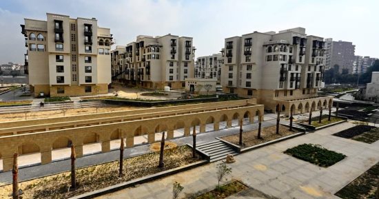 مشاريع التطوير تعيد القاهرة التاريخية للزمن الجميل.. ترميم واجهات شوارع المعز ومحيط الحسين حولها لمتحف مفتوح.. وحديقة تلال الفسطاط تضم محاور ثقافية وترفيهية وتراثية.. وسور مجرى العيون يعود للحياة.. صور
