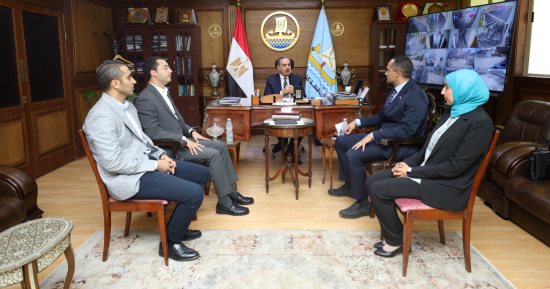 محافظ كفر الشيخ يستقبل وفد "حياة كريمة" بالمحافظة لبحث سبل التعاون