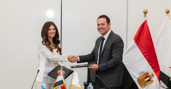 معلومات الوزراء يوقّع مذكرة مع "مايكروسوفت" لوضع خارطة "التحول الرقمى" 