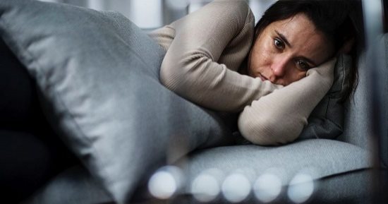 صديقي حزين ولا مكتئب؟ اعرف الفرق بين الاثنين وإزاي تقدم له الدعم