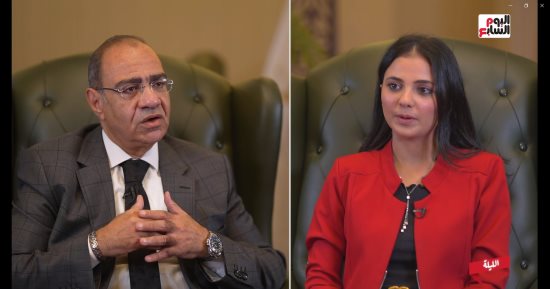 رئيس لجنة مكافحة كورونا لتليفزيون اليوم السابع: لا داعي للذعر من المتحور الجديد