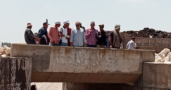 حملات إزالة تعديات وإشغالات وتبطين ترع ورفع كفاءة الإنارة ببعض مراكز كفر الشيخ