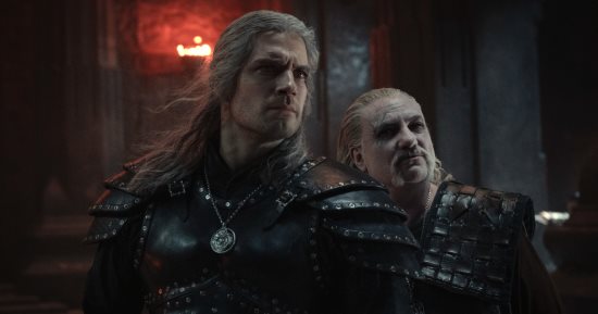 مخرج The Witcher:ابتعاد هنرى كافيل سببه المجهود الضخم الذى يبذله فى التصوير
