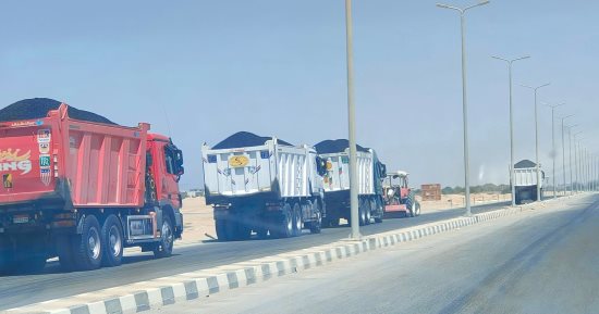 رصف وإنارة طريق رئيسى بمدينة رأس سدر بجنوب سيناء بطول 5 كيلو مترات