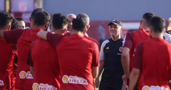 الأهلي يواصل تدريباته اليومية على ملعب التتش استعداداً للموسم الجديد