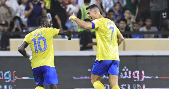النصر يتفوق على الفتح بثنائية ماني ورونالدو في الشوط الأول بالدوري السعودي