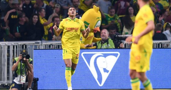 مصطفى محمد يسجل في تفوق نانت على موناكو 2 - 1 بالشوط الأول.. فيديو