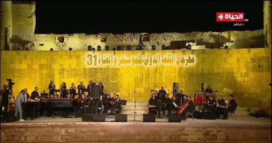 شاهد حفل الفنان مدحت صالح بمهرجان القلعة الدولى حصريا على قناة الحياة