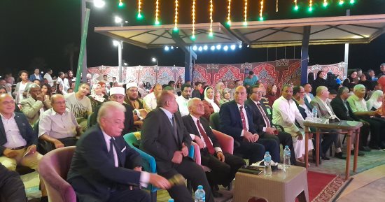 محافظ جنوب سيناء يكرم الطلاب المتفوقين من الثانوية العامة والأزهرية والدبلومات