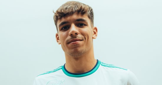 الأهلى السعودى يتعاقد رسمياً مع الإسبانى جابرى فيجا حتى 2026
