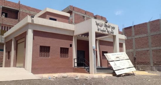 "حياة كريمة" مشروعات لا تتوقف.. الانتهاء من إنشاء مجمع الخدمات الزراعى بسنباط فى الغربية لخدمة مجلس قروى بالكامل.. الأهالى: أحلامنا تحولت لحقيقة.. والمجمع يوفر كل احتياجات المزارعين من متابعة دورية وأسمدة.. صور