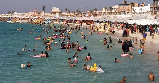 طقس مطروح اليوم.. معتدل والحرارة العظمى 32 درجة وإقبال كبير على الشواطئ