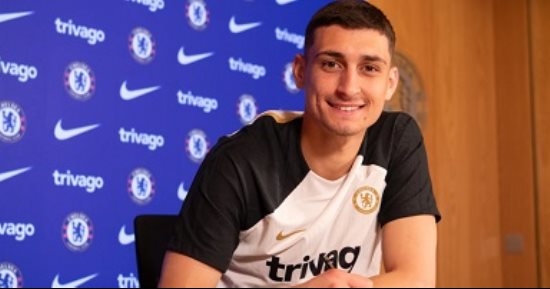 تشيلسي يضم رسميا الحارس الصربي بيتروفيتش من الدوري الأمريكي حتى 2030