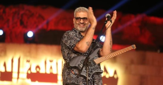 فريق وسط البلد يتألق بأغانى "أنتيكا" و"يا رب يا معز" فى مهرجان القلعة.. هانى عادل: سعداء بالغناء فى المهرجان وبنستنى الحفل كل سنة.. وأوركسترا القاهرة السيمفونى تقدم أعمالا كلاسيكية عالمية لكبار المؤلفين.. صور