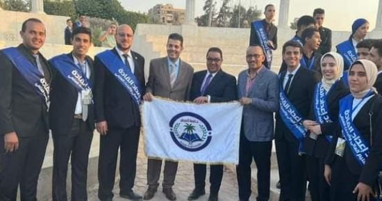 طلاب جامعة العريش يتفقدون المشروعات القومية الكبرى 
