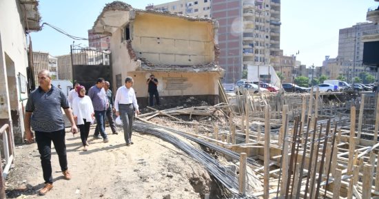 محافظ الغربية يتفقد الطرق والمحاور المرورية الجديدة فى طنطا وكفر الزيات