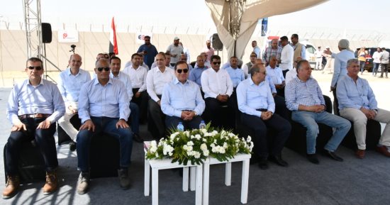 وزير البترول يتفقد أرض مشروعات البتروكيماويات الجديدة بمدينة العلمين
