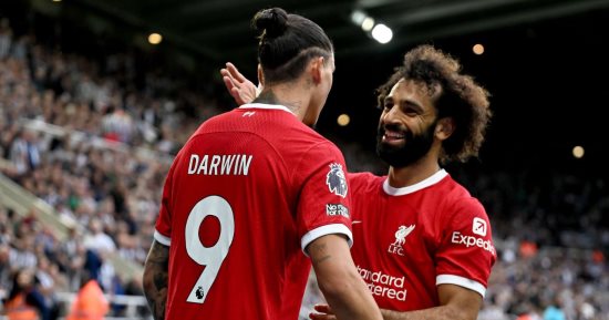 نونيز يقود ليفربول لفوز مثير على نيوكاسل في الدوري الإنجليزي