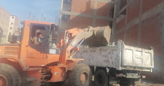 حملات نظافة ورفع كفاءة الطرق وزراعة الأشجار فى كفر الشيخ.. صور
