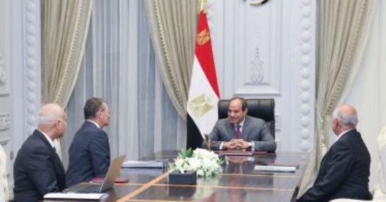 الرئيس السيسى يستعرض خدمات صندوق تكريم الشهداء والمصابين المقدمة للمستحقين