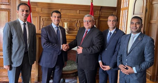 وفد تنسيقية شباب الأحزاب والسياسيين يلتقي سفير أرمينيا لدى القاهرة