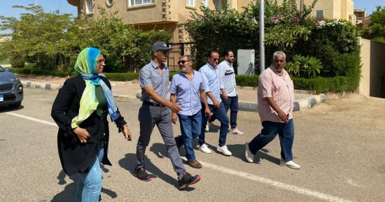 رئيس جهاز القاهرة الجديدة يلتقي ممثلي سكان المدينة.. ويتفقد الأحياء السكنية